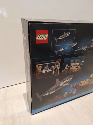 LEGO Ideas Tiburón 21350