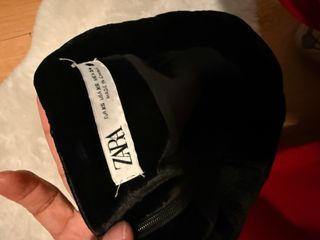 Pack Minifalda Terciopelo y Joya Zara