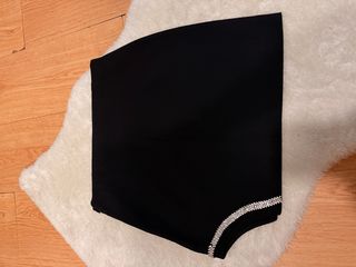 Pack Minifalda Terciopelo y Joya Zara