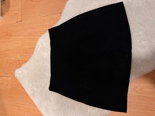 Pack Minifalda Terciopelo y Joya Zara