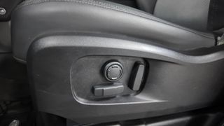 Land Rover  Defender 3.0D I6 250 SE 110 Auto 4WD