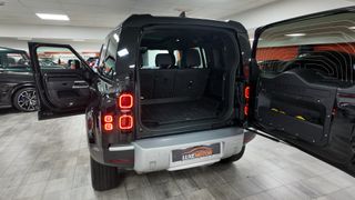 Land Rover  Defender 3.0D I6 250 SE 110 Auto 4WD