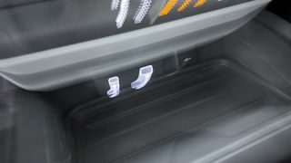 Land Rover  Defender 3.0D I6 250 SE 110 Auto 4WD