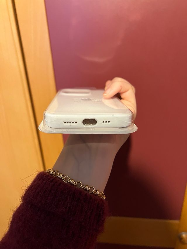 Custodia in silicone per iPhone 14 Pro bianco