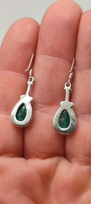Pendientes de Plata y Esmeralda.