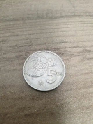 Moneda 5 Pesetas 1982 Mundial 82 Estrella