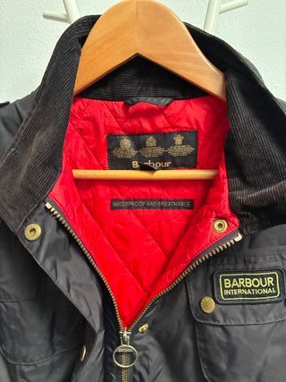 Abrigo Barbour Negro Mujer