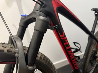 Bicicleta MTB Specialized Negra/Roja