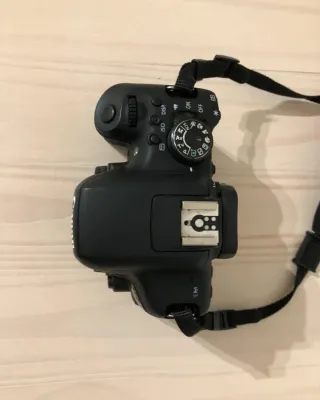 Canon EOS 750D Cámara Réflex Digital