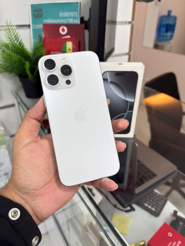 iPhone 16 Pro Max 256GB Bianco