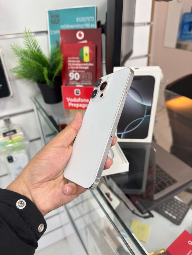 iPhone 16 Pro Max 256GB Bianco