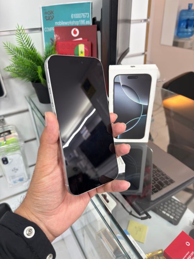 iPhone 16 Pro Max 256GB Bianco