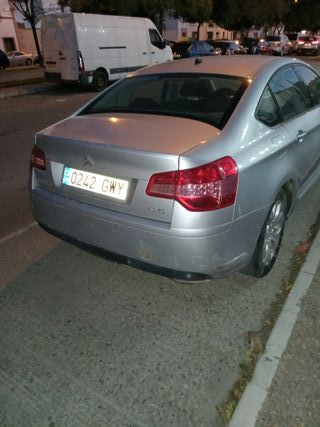 Alquiler de coches y furgonetas baratos