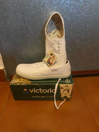 Zapatillas Victoria Blancas Talla 34