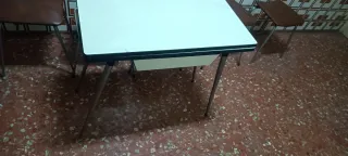 Mesa y 4 Sillas Cocina