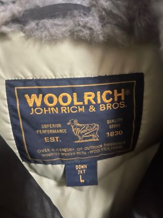 Woolrich Giacca Marrone con Cappuccio e Pelliccia