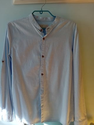 Camisa Zara cuello mao azul claro M