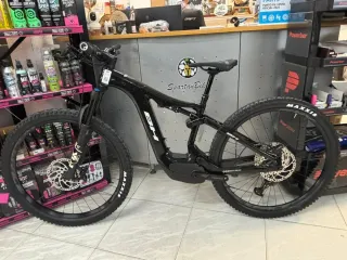 Bici Eléctrica ATOMX CARBON 8.4 720Wh