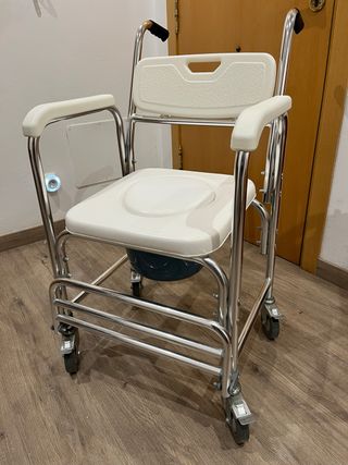 Silla de ruedas para ducha