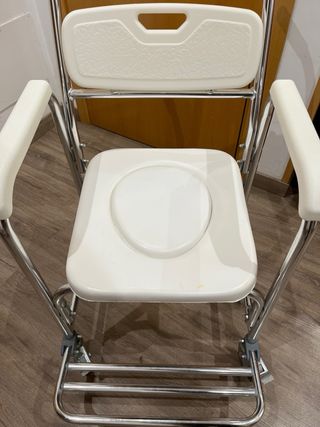 Silla de ruedas para ducha