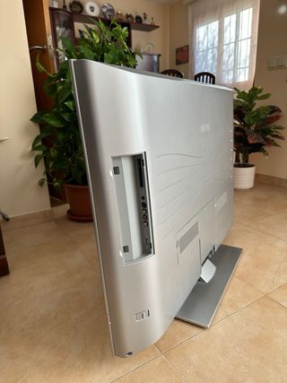 TV Loewe Xelos A37 Plata/Negro FHD