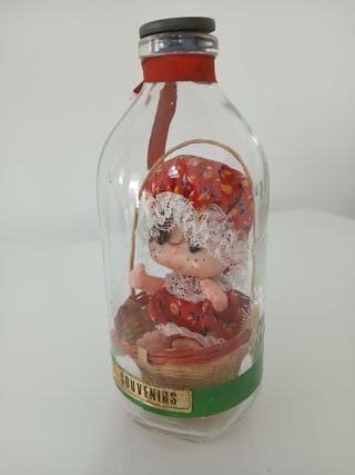 Bambola in bottiglia vintage Souvenirs