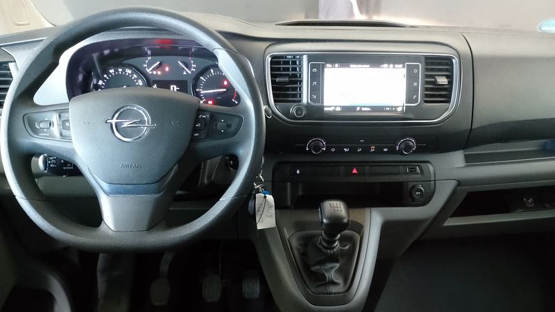 Opel Vivaro 2022, foto 10