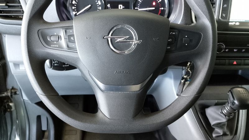 Opel Vivaro 2022, foto 12