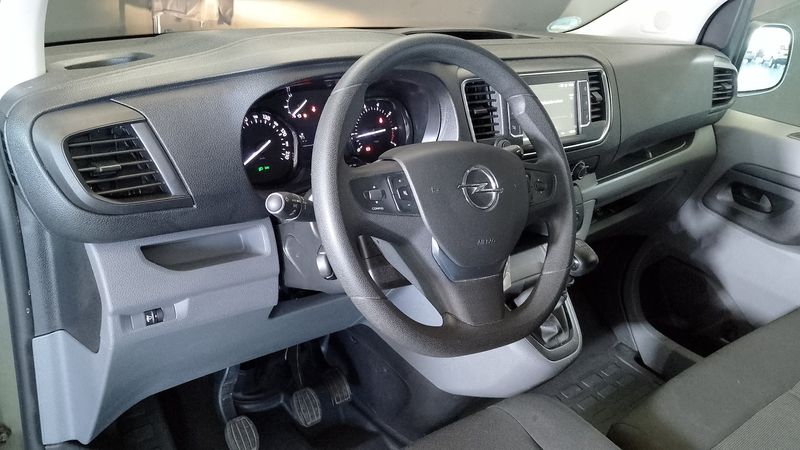 Opel Vivaro 2022, foto 13