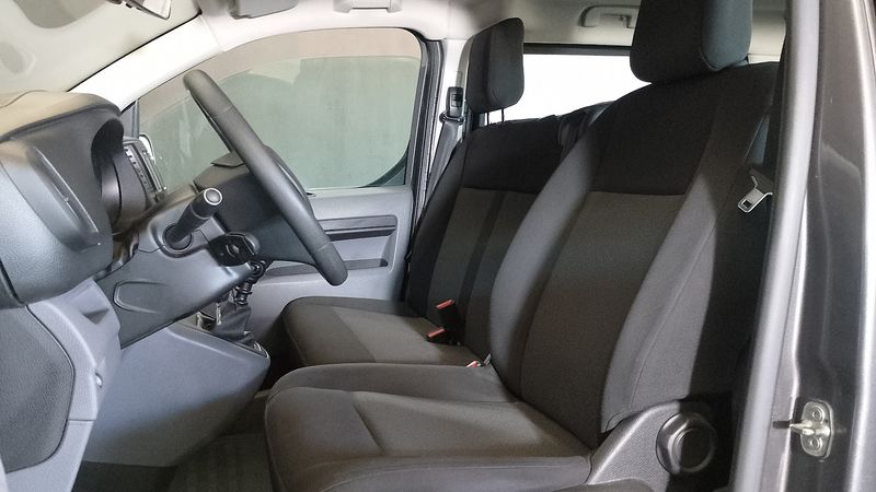 Opel Vivaro 2022, foto 29