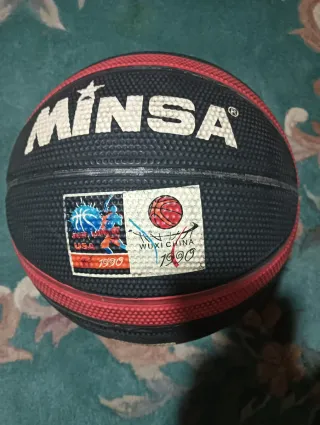 Balón de Baloncesto MINSA 1990
