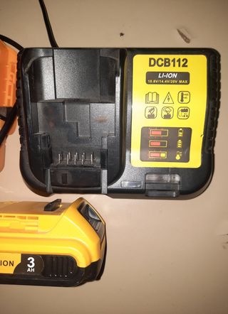 Caladora a batería + Cargador + Batería