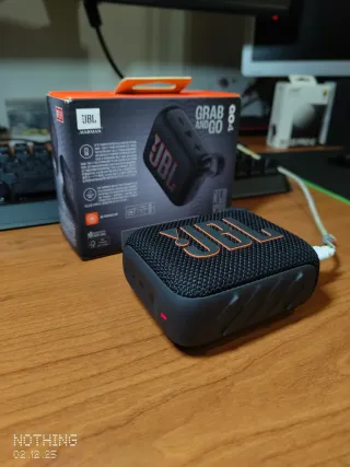 Altavoz JBL GO 4 Negro y Naranja
