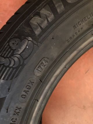 215/60 R 17 96H. Michelin Primacy 4+
