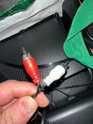 Altavoces PC Avermedia 2.1 Negro/Rojo