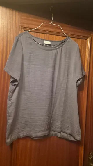 Blusa VILA manga corta talla única gris