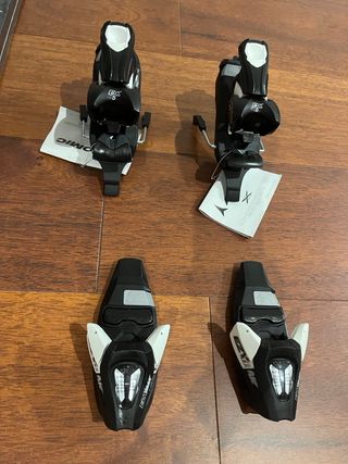 Esquís Atomic Redster 69 + Fijaciones salomon