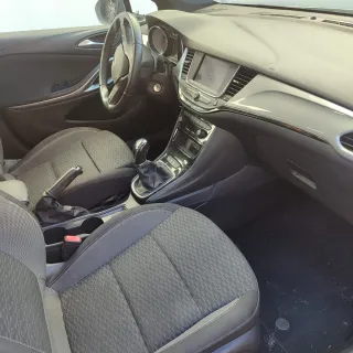 Opel Astra 2021