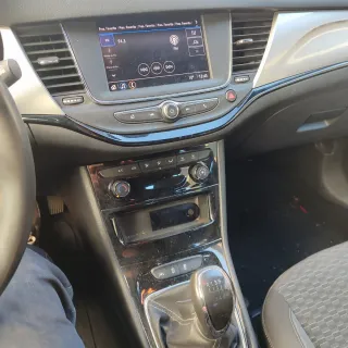 Opel Astra 2021