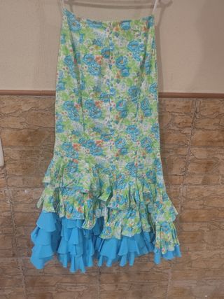 Falda flamenca con volantes