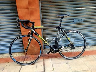 Bici Carretera Scott Addict Carbono