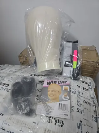 Soporte Maniquí Peluca + Accesorios