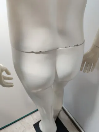 Maniquí de hombre blanco