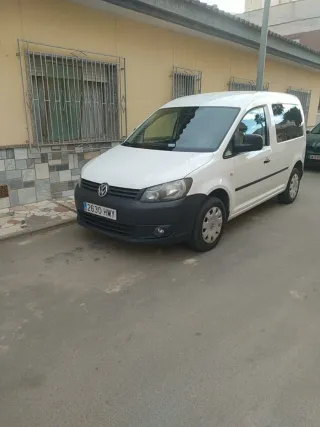 Volkswagen Caddy 2012