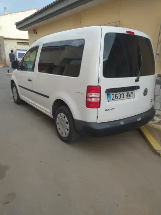 Volkswagen Caddy 2012