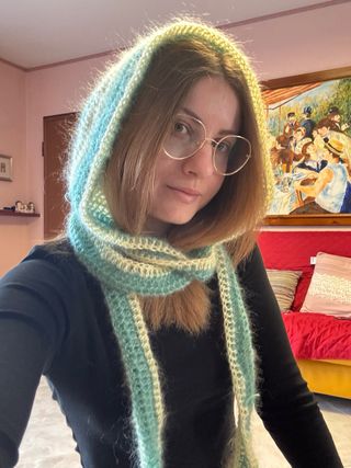 Cappuccio con sciarpa lana mohair, Bonnet crochet