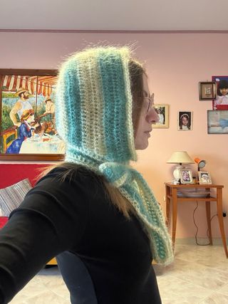 Cappuccio con sciarpa lana mohair, Bonnet crochet