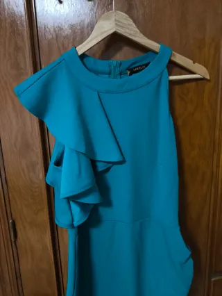 Vestido MUSOL Teal con volantes
