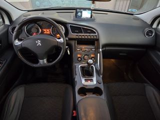 Peugeot 3008 1.2I UNICO PROPIETARIO 2016