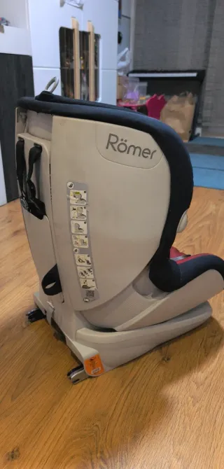 Silla de coche Romer Roja con Negro